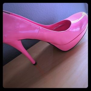 Neon coral